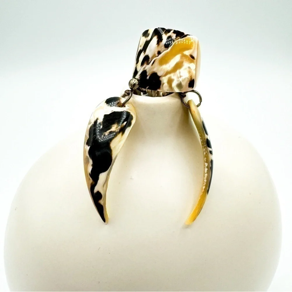 Shell  earring and ring set - Picture 5 of 6